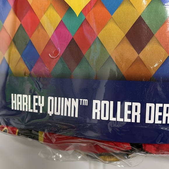 Harley Quinn Roller Derby Halloween Costume for Women, Birds of Prey, - Picture 7 of 7
